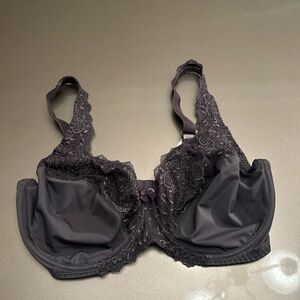 NWT Ladies CURVE MUSE BRA